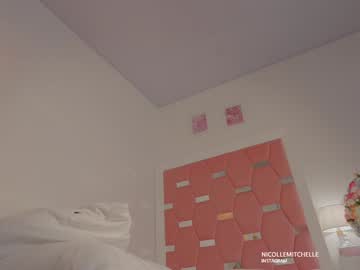 Foto porno Discutii intime cu nicolle_mitchelle pe KUR.ro