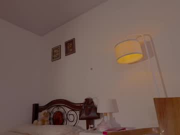 Foto porno Discutii intime cu nicolle_mitchelle pe KUR.ro