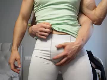 Foto porno Sex online cu nik_sharp pe KUR.ro