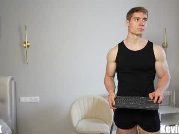 Foto porno Sex online cu nik_sharp pe KUR.ro