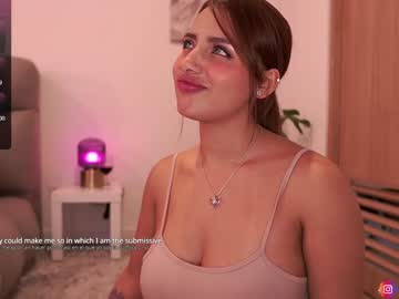 Foto porno Ce sexy este nina_mon pe KUR.ro