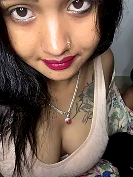 Album foto porno Ce sexy este nishababybaby