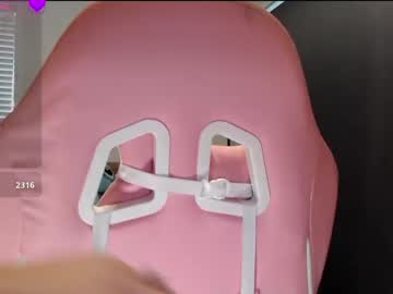 Foto porno novakitty4 se dezbraca la web pe Chaturbate pe KUR.ro