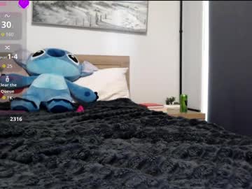 Foto porno novakitty4 se dezbraca la web pe Chaturbate pe KUR.ro