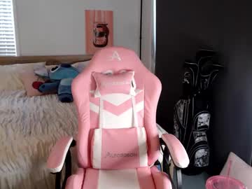 Foto porno novakitty4 se dezbraca la web pe Chaturbate pe KUR.ro