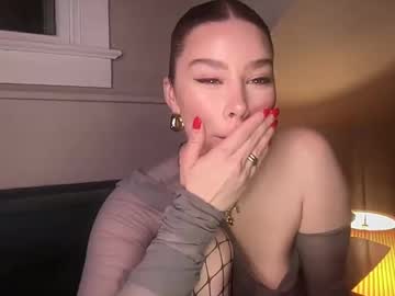 Foto porno Nebunii pe chat marca novavangogh pe KUR.ro