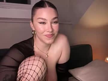 Foto porno Nebunii pe chat marca novavangogh pe KUR.ro