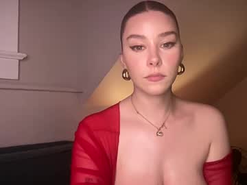 Foto porno Nebunii pe chat marca novavangogh pe KUR.ro