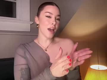 Foto porno Nebunii pe chat marca novavangogh pe KUR.ro