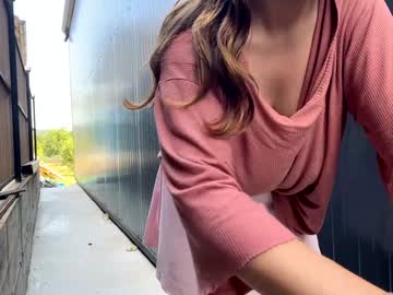 Fantezii cu nyconik pe Chaturbate