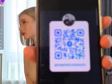 Foto porno odeliabrownell se dezbraca la web pe Chaturbate pe KUR.ro