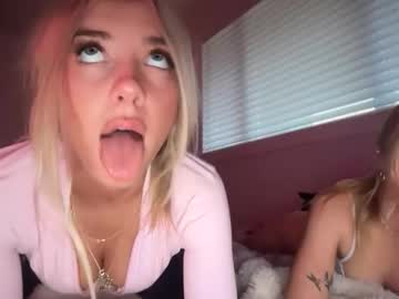 Foto porno oliviacarterrr ne arata tot la camera pe KUR.ro