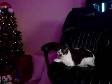 Foto porno Ganduri murdare cu oliviaowens pe KUR.ro