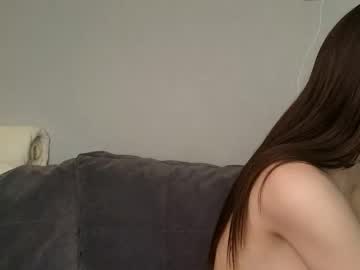 Foto porno onlykira ne arata tot la camera pe KUR.ro