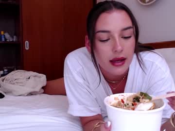 Foto porno Sex online cu parisbabyxox pe KUR.ro