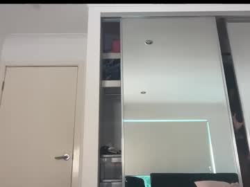 Foto porno Ce sexy este peachy_paige pe KUR.ro