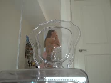 Foto porno Ce sexy este petite_fuck pe KUR.ro