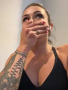 Foto porno Sex online cu petrouchkaaa_ pe KUR.ro