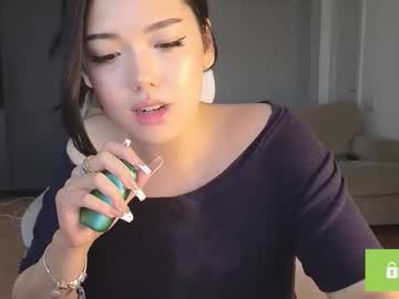 Foto porno phantom_wave ne arata tot la camera pe KUR.ro