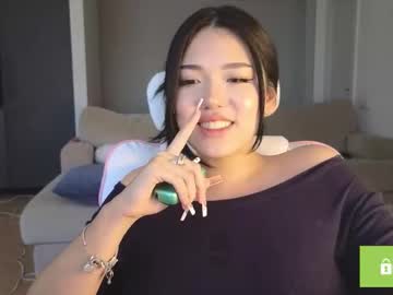 Foto porno phantom_wave ne arata tot la camera pe KUR.ro