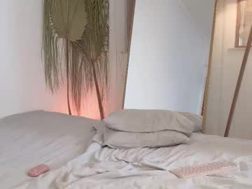 Foto porno polynessia ne arata tot la camera pe KUR.ro