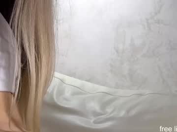 Foto erotica #210225 pe KUR.ro