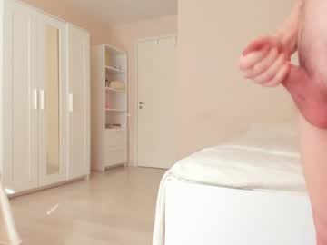 Foto porno Nebunii pe chat marca pornra pe KUR.ro
