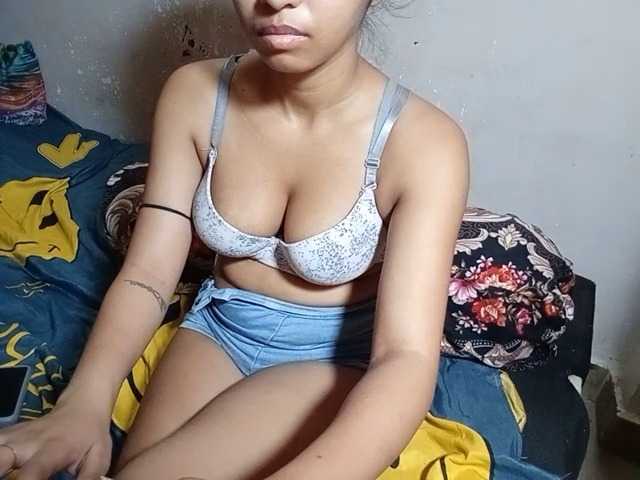 Foto porno Ce sexy este poulomidass pe KUR.ro