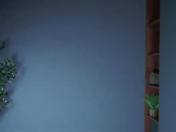 Foto porno Nebunii pe chat marca queen_kitty1818 pe KUR.ro