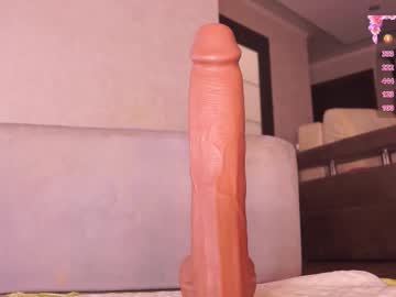Foto porno Sex online cu queeneliaa_ pe KUR.ro