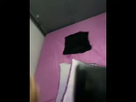 Foto porno Ganduri murdare cu queenryan pe KUR.ro