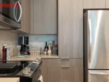 Foto porno Ganduri murdare cu redcharlotte pe KUR.ro