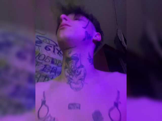 Foto porno relaxsoundruu vrea sex pe BongaCams pe KUR.ro