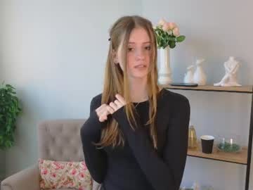 Foto porno renatadoyle descoperita pe video chat pe KUR.ro