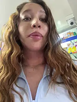 Foto porno roouse ne arata tot la camera pe KUR.ro