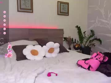 Foto porno Sex online cu roselyn_rose pe KUR.ro