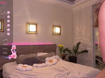 Foto porno Sex online cu roselyn_rose pe KUR.ro