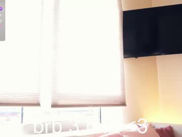 Album foto porno rowenahallman se dezbraca la web pe Chaturbate