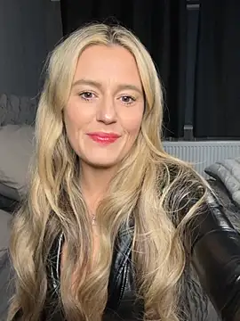 Foto porno sammie-99 descoperita pe video chat pe KUR.ro