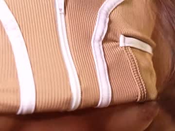 Foto porno Ganduri murdare cu sary_hott pe KUR.ro