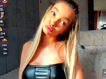 Foto porno sassyt33n descoperita pe video chat pe KUR.ro