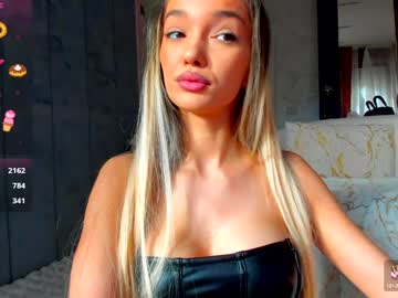 Foto porno sassyt33n descoperita pe video chat pe KUR.ro