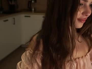 Foto porno Nebunii pe chat marca scarletmore pe KUR.ro