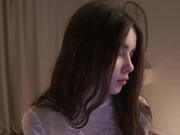 Foto porno Nebunii pe chat marca scarletmore pe KUR.ro