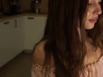 Foto porno Nebunii pe chat marca scarletmore pe KUR.ro