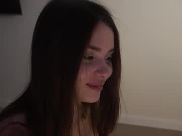 Foto porno Nebunii pe chat marca scarletmore pe KUR.ro