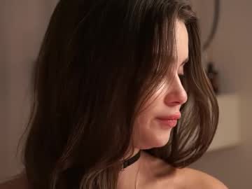 Foto porno Nebunii pe chat marca scarletmore pe KUR.ro