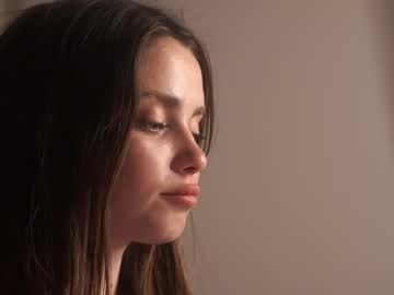 Foto porno Nebunii pe chat marca scarletmore pe KUR.ro