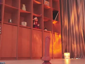 Foto porno seduza_hyun descoperita pe video chat pe KUR.ro