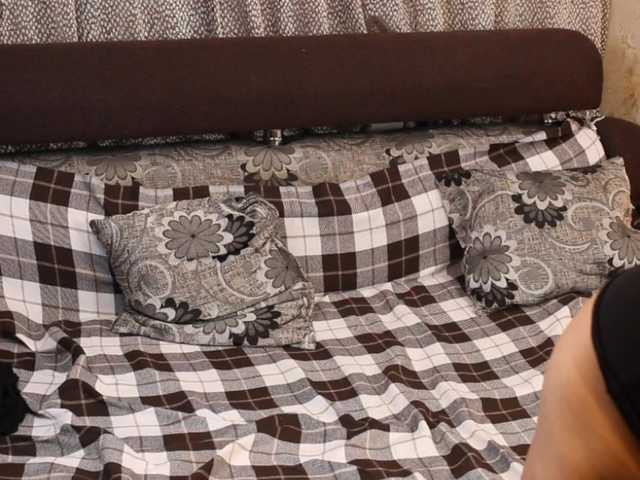 Foto porno sexlove12002 ne arata tot la camera pe KUR.ro